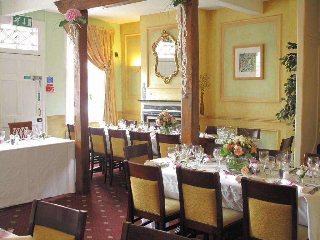 Hotel Berties Romsey Esterno foto