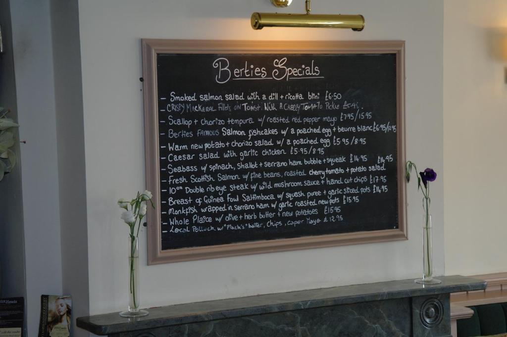 Hotel Berties Romsey Esterno foto