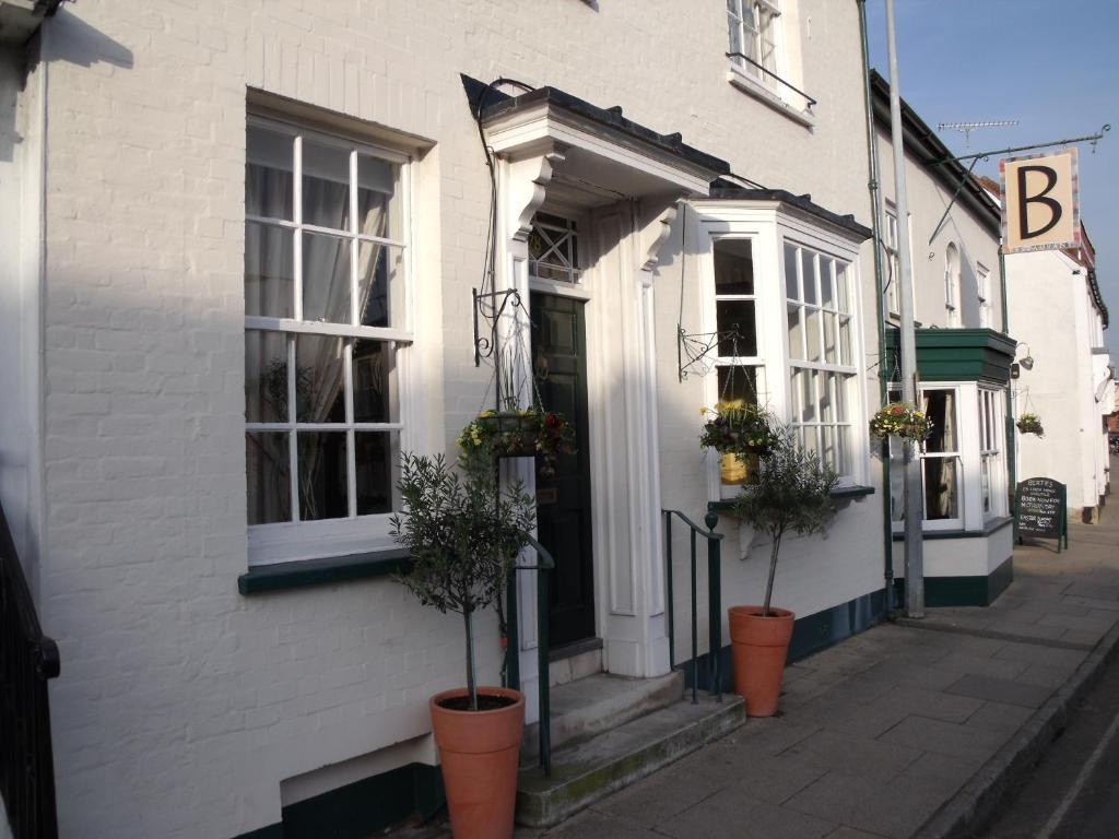 Hotel Berties Romsey Esterno foto